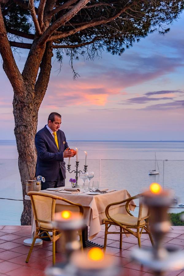 Hotel Baia Imperiale Spiaggia di Cavoli المظهر الخارجي الصورة
