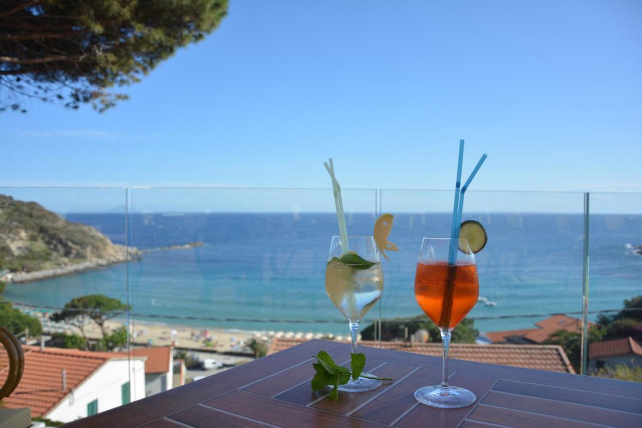 Hotel Baia Imperiale Spiaggia di Cavoli المظهر الخارجي الصورة